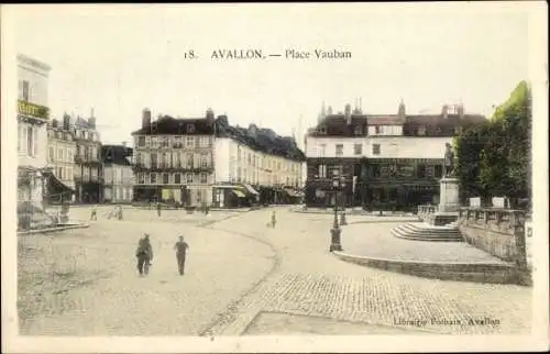 Ak Avallon Yonne, Place Vauban