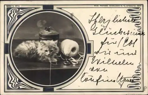 Jugendstil Passepartout Ak Katze mit Schere und Faden