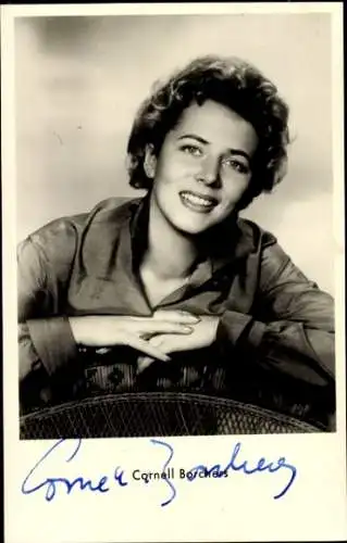 Ak Schauspielerin Cornell Borchers, Portrait, Autogramm
