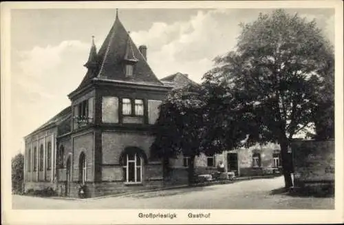 Ak Großpriesligk Groitzsch in Sachsen, Gasthof von Walter Mäding, Straßenansicht