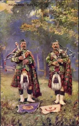 Ak Männer in schottischer Tracht spielen Sackpfeifen