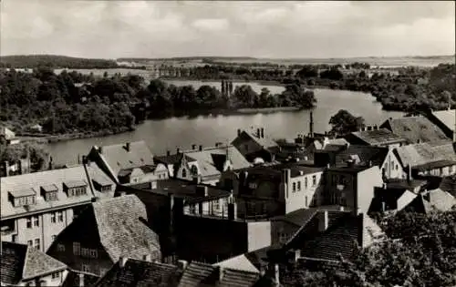 Ak Waren an der Müritz, Blick auf die Stadt und den Tiefwarensee