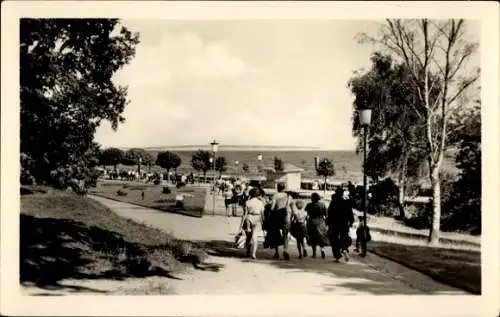 Ak Ostseebad Göhren auf Rügen, Weg zum Strand