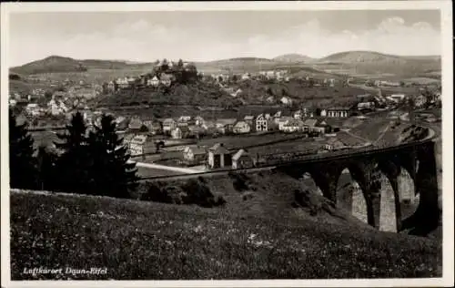 Ak Daun in der Eifel, Panorama, Brücke