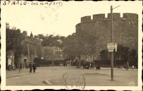 Ak Saint Malo Ille et Vilaine Bretagne, Remparts