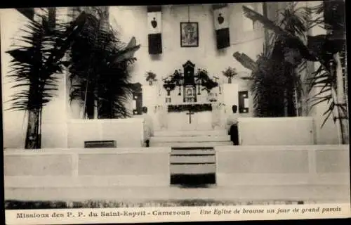 Ak Kamerun, Bush Church an einem Tag in Grand Paris, Mission des Heiligen Geistes