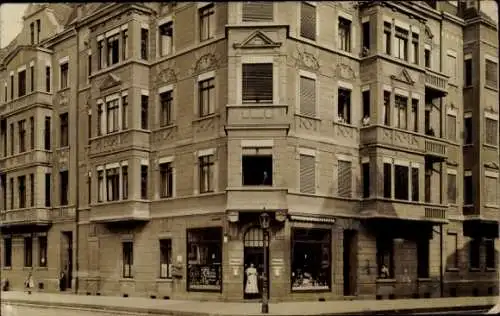 Foto Ak Friedrichstadt Düsseldorf,Kolonialwarenhandlung, Kirchfeldstr. 155, Ecke Remscheider Str. 12