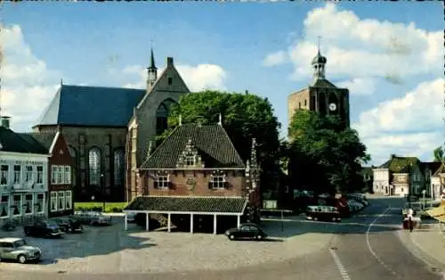 Ak Workum Friesland Niederlande, Waage, N. H. Kirche, Turm