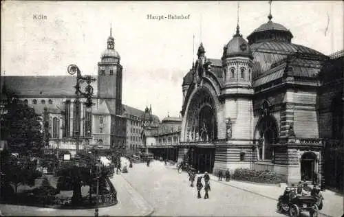 Ak Köln am Rhein, Hauptbahnhof, Passanten