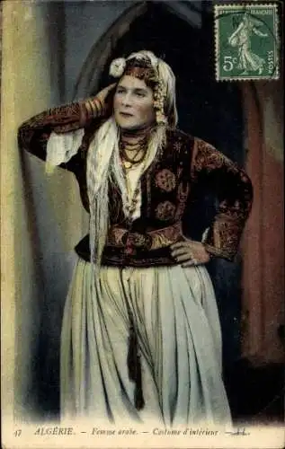 Ak Algerien, arabische Frau, Innenkostüm