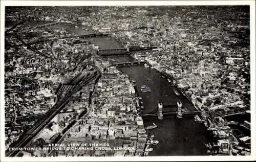 Ak London City England, Luftaufnahme der Themse