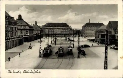 Ak Karlsruhe in Baden, Bahnhofplatz, Straßenbahn Haltestelle