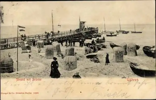 Ak Ostseebad Göhren auf Rügen, Strand, Brücke, Strandkörbe