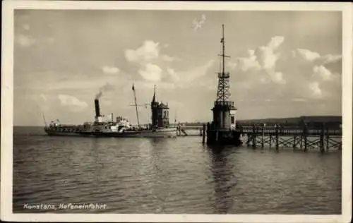 Ak Konstanz am Bodensee, Hafeneinfahrt, Dampfer, Seebrücke