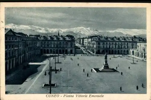 Ak Cuneo Piemonte, Piazza Vittorio Emanuele