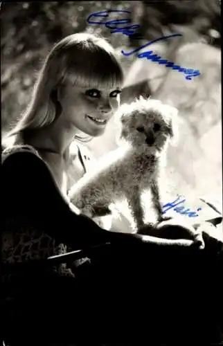 Ak Schauspielerin Elke Sommer, Portrait, Autogramm, Hund Hasi