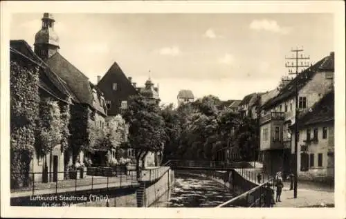 Ak Stadtroda Thüringen, Partie an der Roda, Uferpartie