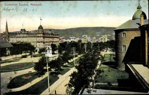 Ak Montreal Québec, Dominion Square, Parkanlage mit Kirche rechts