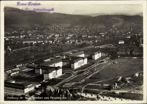 Ak Freiburg im Breisgau, Neue Kliniken, Fliegeraufnahme