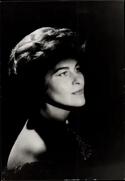 Ak Sängerin Hertha Töpper, Portrait