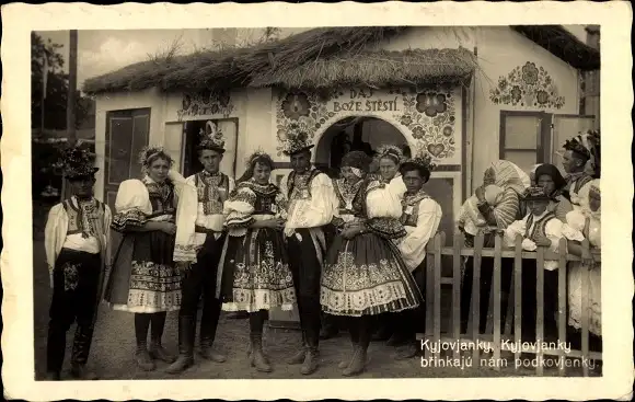 Ak Menschen in tschechischer Tracht, Gruppenbild