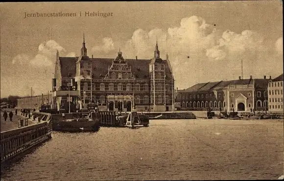 Ak Helsingør Helsingör Dänemark, Jernbanestationen