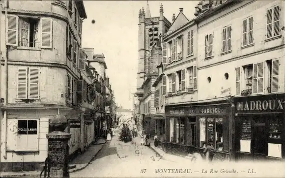 Ak Montereau Seine et Marne, Rue Grande