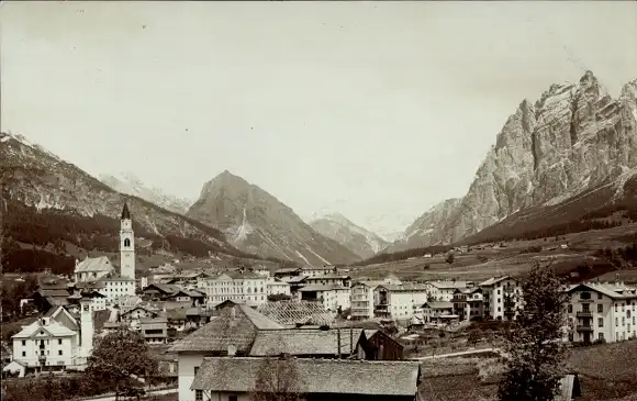 Ak Cortina d'Ampezzo Veneto, Gesamtansicht