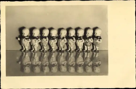 Ak Viele kleine Puppen