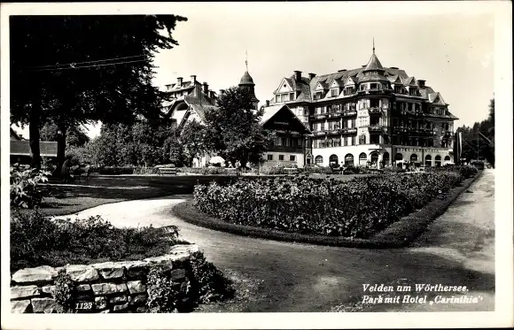 Ak Velden am Wörthersee in Kärnten, Park mit Hotel Carinthia