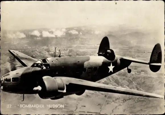 Ak US Amerikanisches Militärflugzeug, Bombardier Hudson