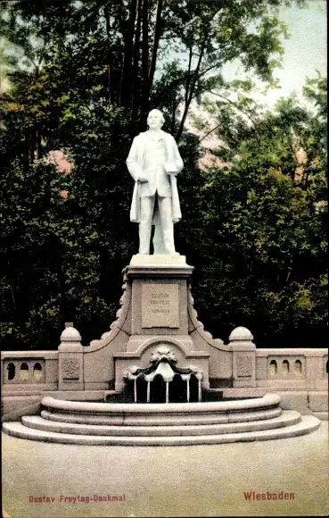 Ak Wiesbaden in Hessen, Gustav Freytag-Denkmal