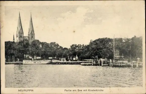 Ak Neuruppin in Brandenburg, See, Klosterkirche