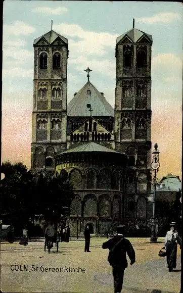 Ak Köln am Rhein, St. Gereonkirche, Passanten