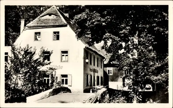 Ak Wachau in Sachsen, Grundmühle Wachau im Seifersdorfer Tal