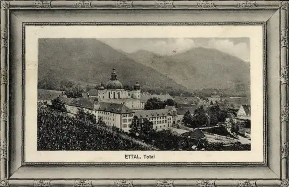 Ak Ettal Oberbayern, Totalansicht, Kirche