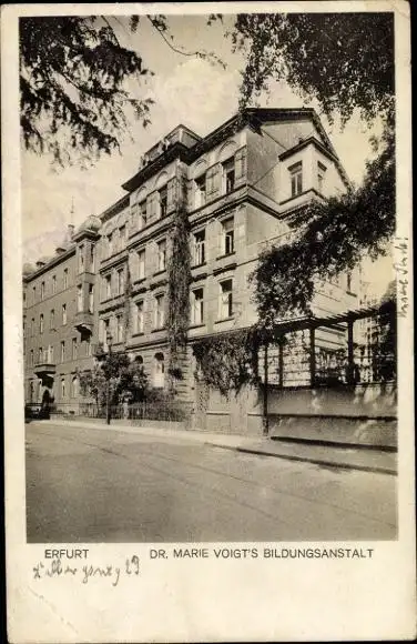 Ak Erfurt in Thüringen, Dr. Marie-Voigt's-Bildungsanstalt