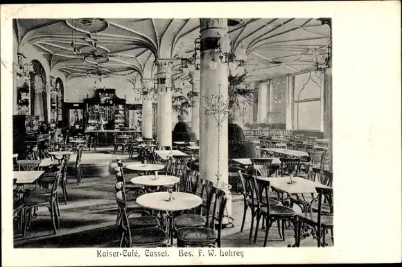Ak Kassel in Hessen, Kaiser Café, Inh. F. W. Lohrey, Innenansicht
