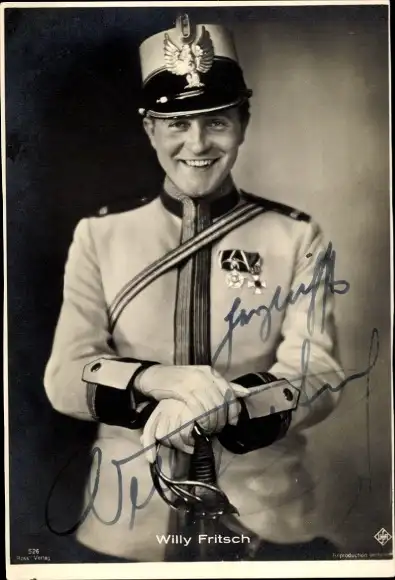 Ak Schauspieler Willy Fritsch, Portrait, Uniform, Filmkostüm, Autogramm