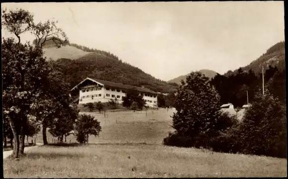 Ak Brannenburg in Oberbayern, Posterholungsheim, Hauptgebäude