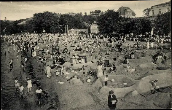 Ak Möltenort Heikendorf an der Kieler Förde, Strand