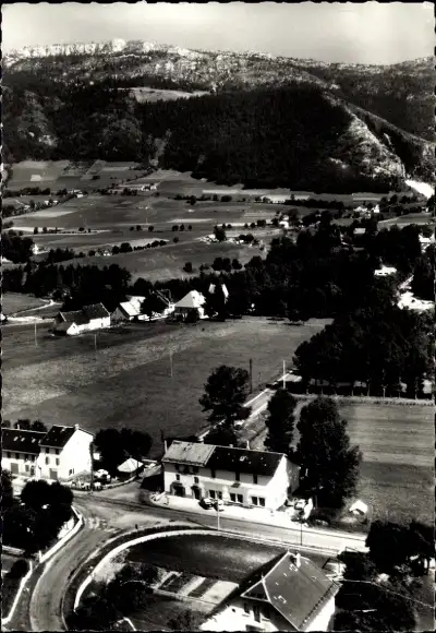 Ak Lans-en-Vercors Isere, Carrefour de Jaume et la Chaine des Rames, Luftbild