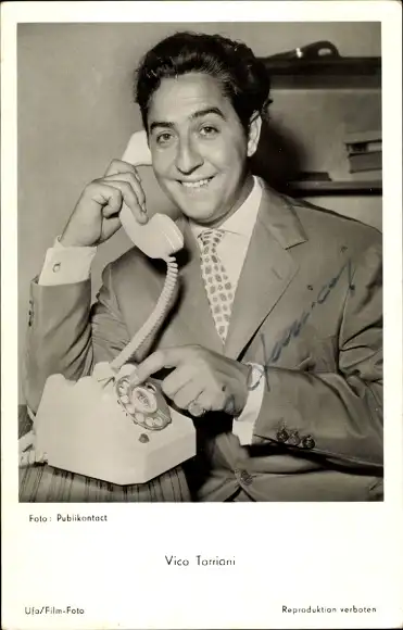 Ak Schauspieler und Sänger Vico Torriani, Portrait, Autogramm, Telefon