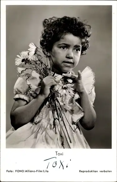 Ak Schauspielerin Toxi, Portrait, Autogramm, Blumen