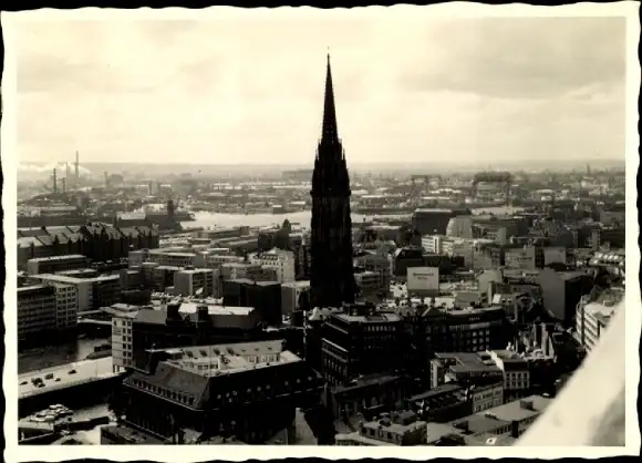 Ak Hamburg Altstadt, Blick von der Petrikirche, Stadtpanorama