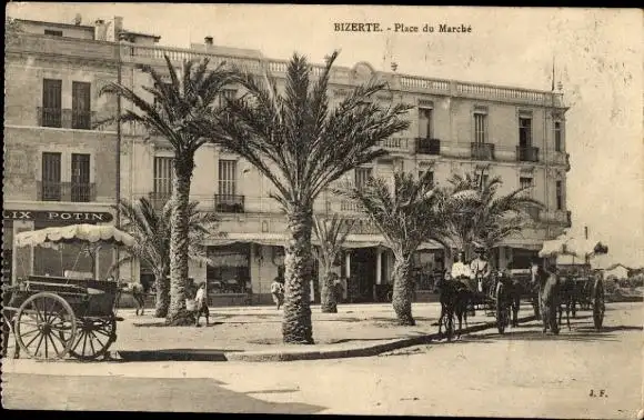 Ak Bizerte Tunesien, Place du Marché, Straßenpartie am Markt