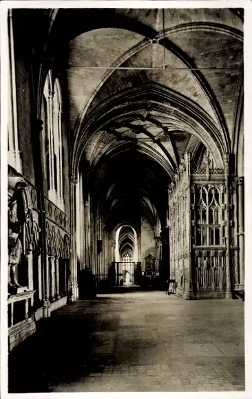 Ak Winchester Südostengland, Kathedrale, Südschiff, Presbyterium