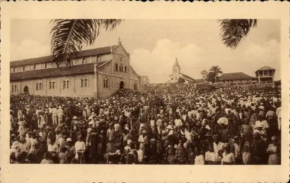 Ak Yaoundé Kamerun, Les Peres du St. Esprit, Messe