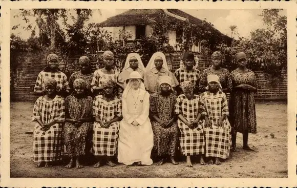 Ak Kamerun, Les Peres du St. Esprit, Noviciat des Soeurs Indigenes