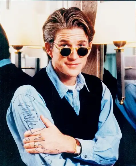 Foto Schauspieler Matthew Modine, Portrait, Brille, Autogramm